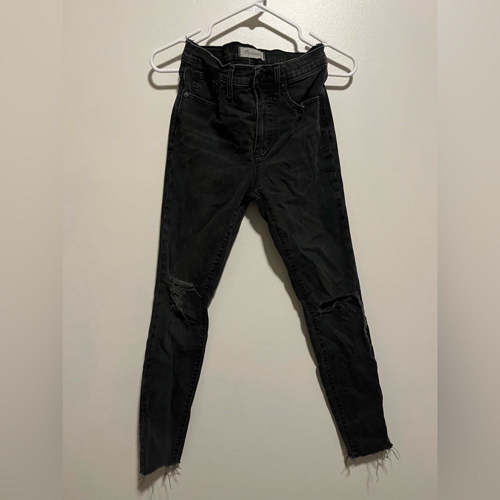 Black skinny jeans